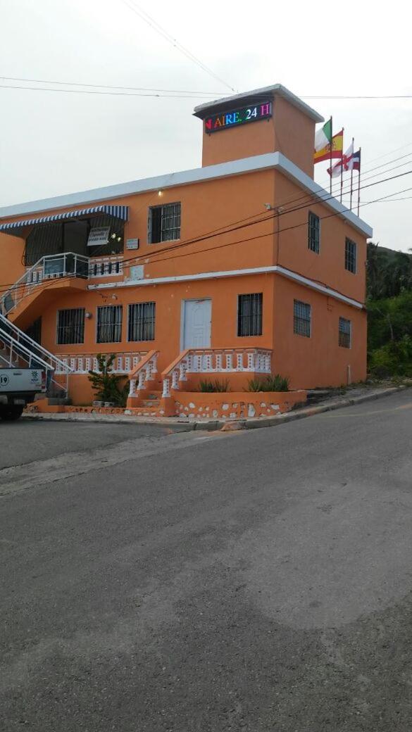 Hotel Dona Cornelia Los Patos Exterior foto